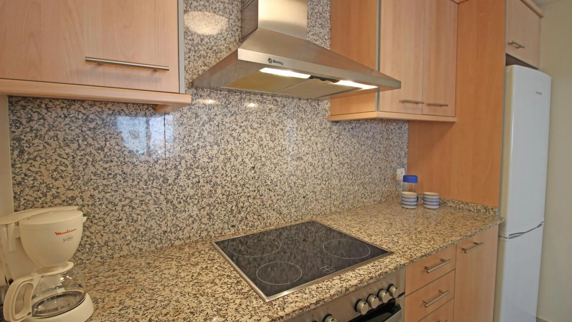 Apart-Rent Apartment Milleni II 8010 罗萨斯 0*,