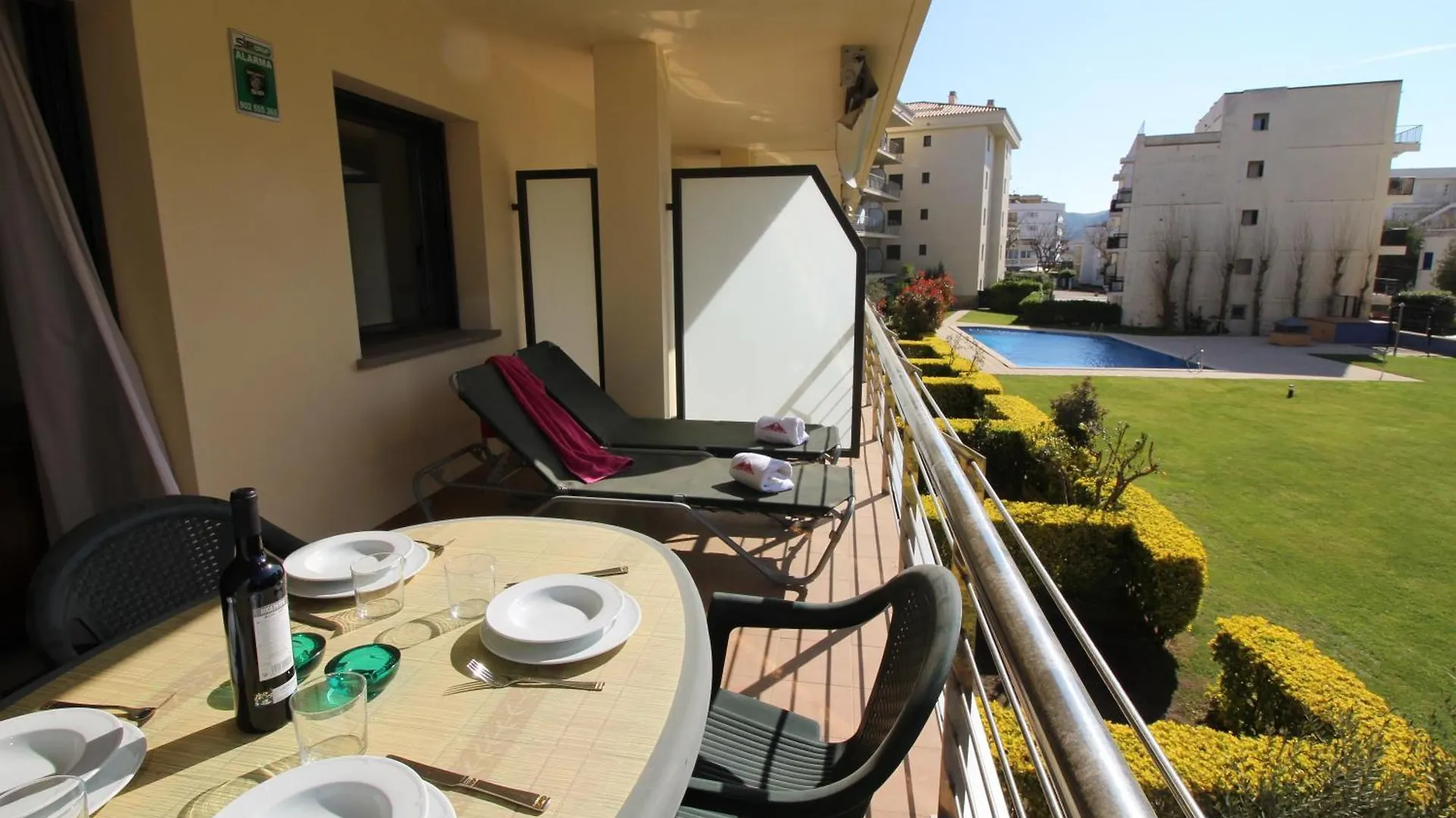 Apart-Rent Apartment Milleni II 8010 罗萨斯 西班牙