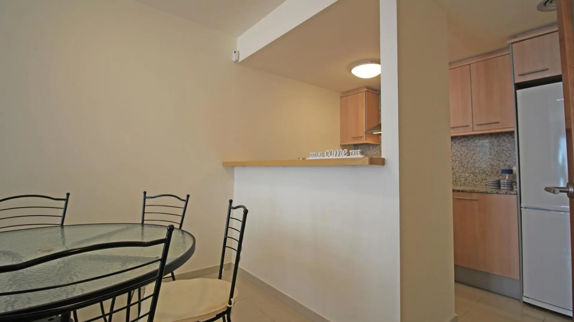 Apart-Rent Apartment Milleni II 8010 罗萨斯